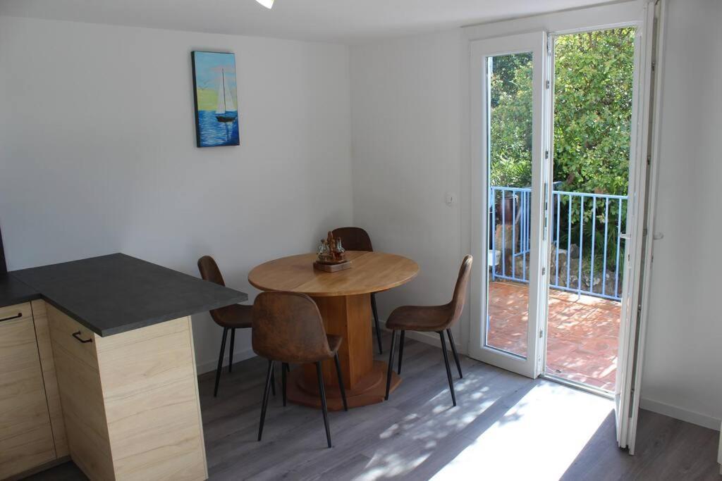 Le Rayol-Canadel-sur-Mer La Petite Rascasse, Appartement Avec Terrasse Ensoleillee מראה חיצוני תמונה
